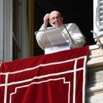 El Sumo Pontífice recordó que ese domingo la Iglesia católica conmemoraba la Jornada Mundial de los pobres