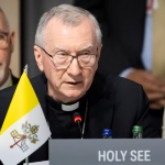 Parolin expresó el deseo del Vaticano de que Trump "actúe como unificador" para una América cada vez más polarizada