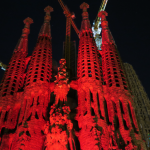 Más de 20 monumentos, catedrales e iglesias se iluminan de rojo en España por los cristianos perseguidos