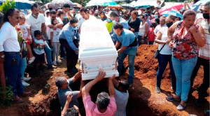 Uno de los menores era monaguillo; el otro, un niño que ayudaba a su madre a limpiar la iglesia local