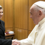 Zelenska se reunió en privado con el Papa Francisco