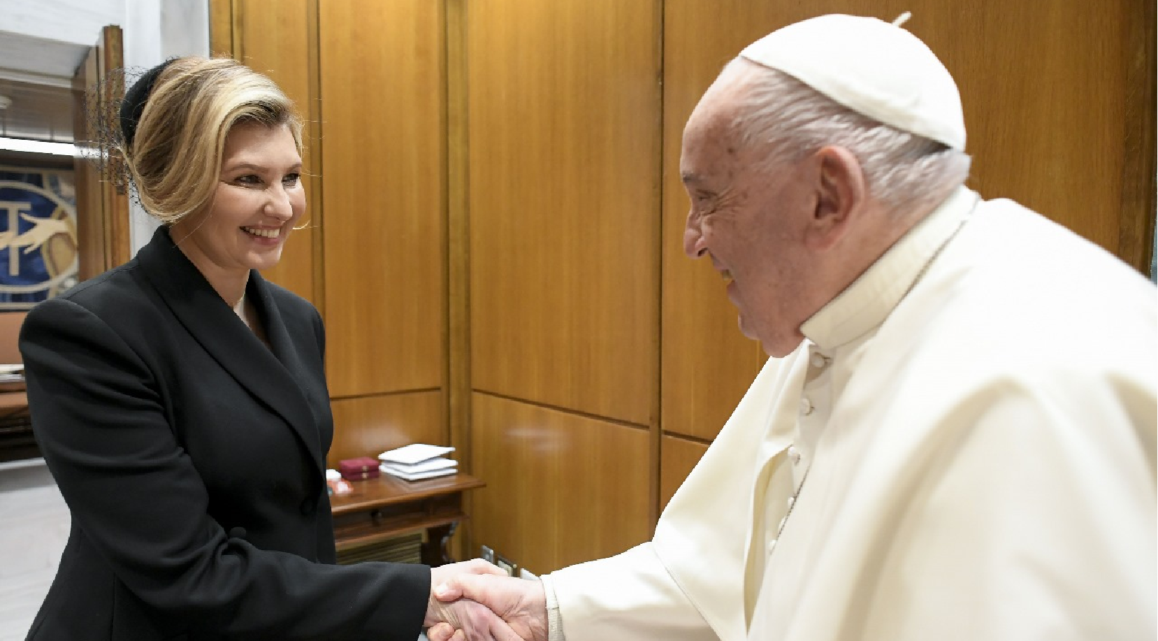 Zelenska se reunió en privado con el Papa Francisco