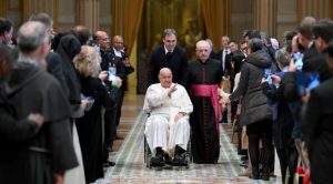 La audiencia se ha tenido en la Sala de las Bendiciones de la basílica vaticana.