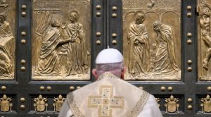 el Papa Francisco inauguró el esperado Año Jubilar 2025 abriendo ceremonialmente la Puerta Santa