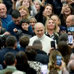 Una sencilla, concreta y oportuna meditación sobre el trabajo a partir del pesebre realizada por León XIV