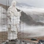 La estatua más grande Jesús en todo Oriente Medio es construida en Líbano y así es