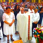 ¿Por qué cada vez más personas se convierten al catolicismo esta Pascua?