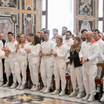 La vivencia auténtica del deporte, el espíritu de equipo y sus tentaciones según el Papa León XIV