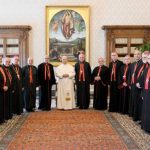 Papa León XIV ante obispos caldeos: los rasgos para elegir un nuevo patriarca y unas rotundas exhortaciones sobre el dinero y la castidad