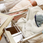 Estados Unidos alcanza mínimos históricos en natalidad