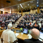 Características y elementos del gobierno de una comunidad eclesial: esto dijo el Papa a liderazgos de movimientos eclesiales