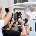 Reflexiones de León XIV sobre algunos elementos que constituyen la sagrada liturgia, como el rito, el signo y el símbolo