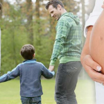 Gays demandan a una mujer por no abortar a bebé: la rentaron para tener un hijo Gays demandan a una mujer por no abortar a bebé: la rentaron para tener un hijo