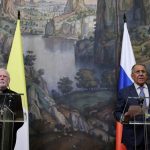 Para que quede claro: “esta guerra debe terminar”: el ministro de exteriores del Papa ante el de Putin en Moscú