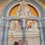Llega el Papa, se va Rupnik: Santuario de Lourdes anuncia cubierta permanente de mosaicos de ex jesuita acusado de abusos