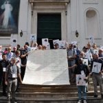 Sacerdotes portan los nombres de niños asesinados en Gaza y Líbano por Roma, instando al retorno a la diplomacia
